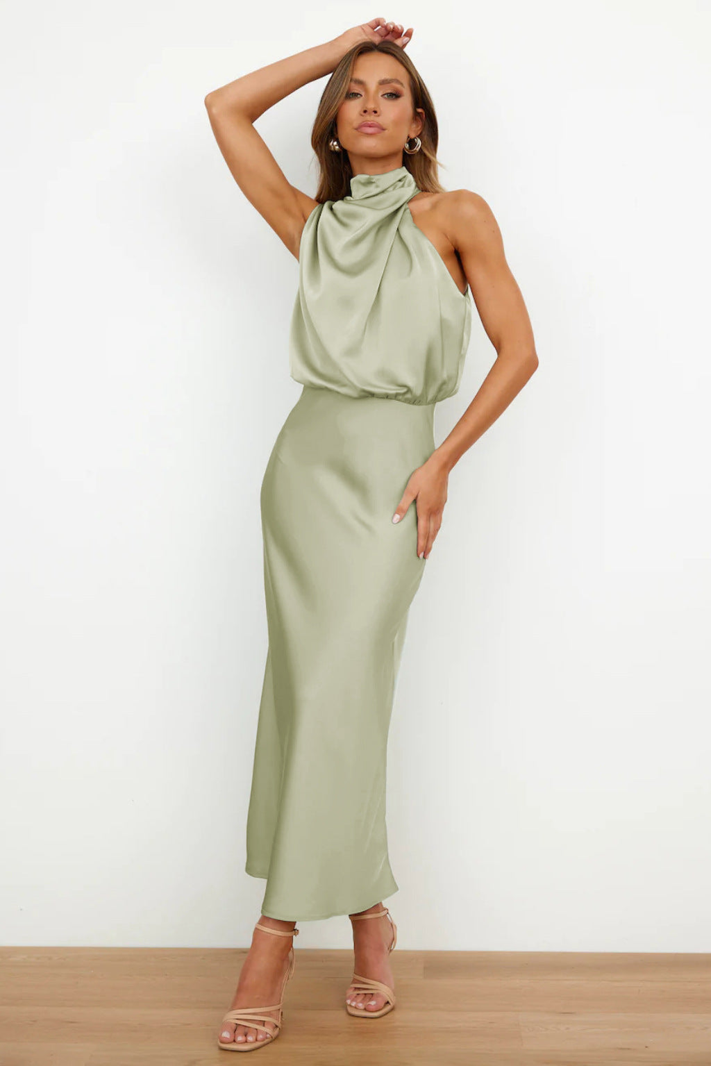 Eva - Long Dress with Halterneck