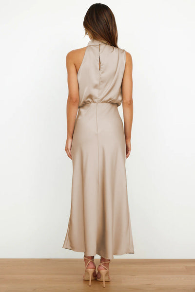 Eva - Long Dress with Halterneck