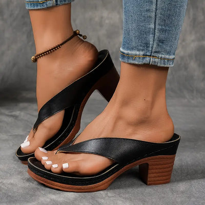 Saskia™ | Orthopedische Slipper met Hak
