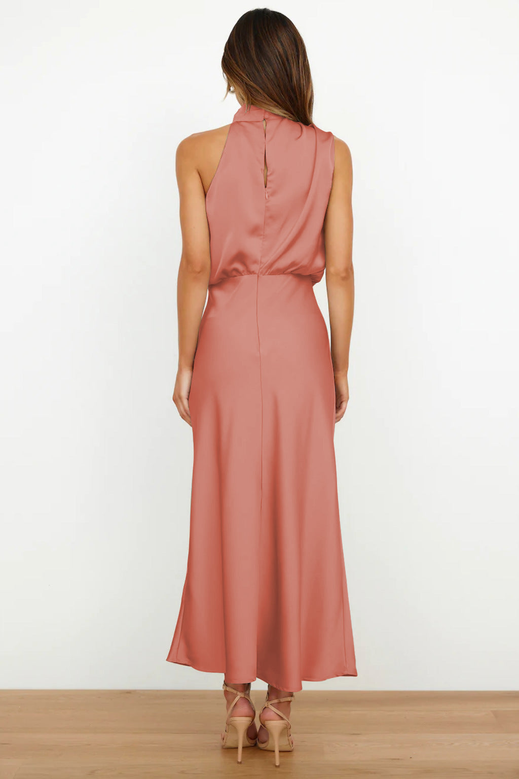 Eva - Long Dress with Halterneck