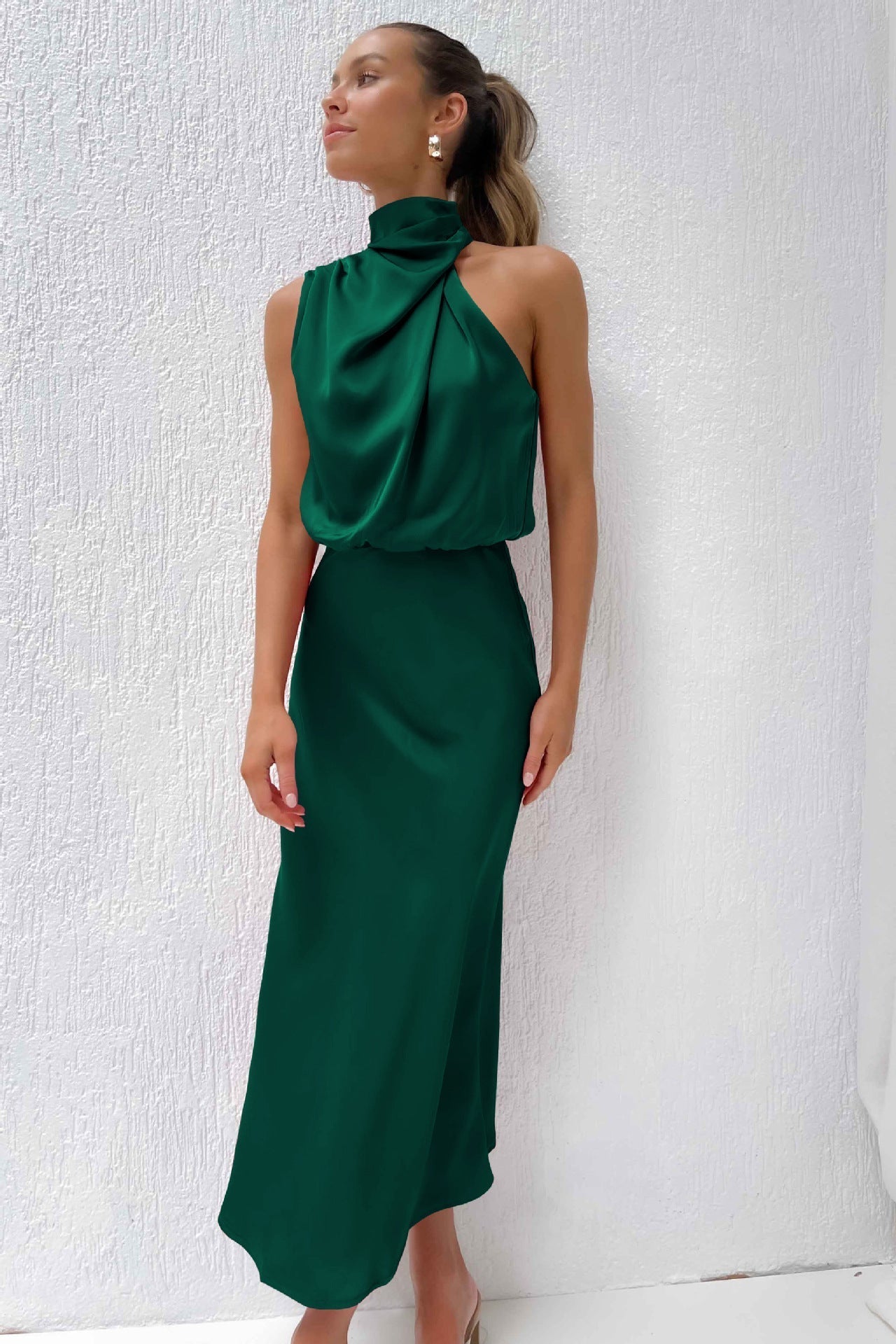 Eva - Long Dress with Halterneck
