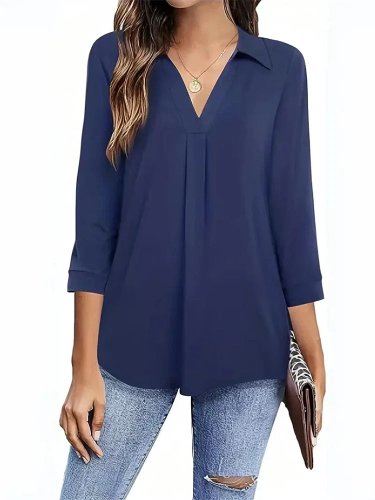 Linnea – Elegant everyday top with V-neck