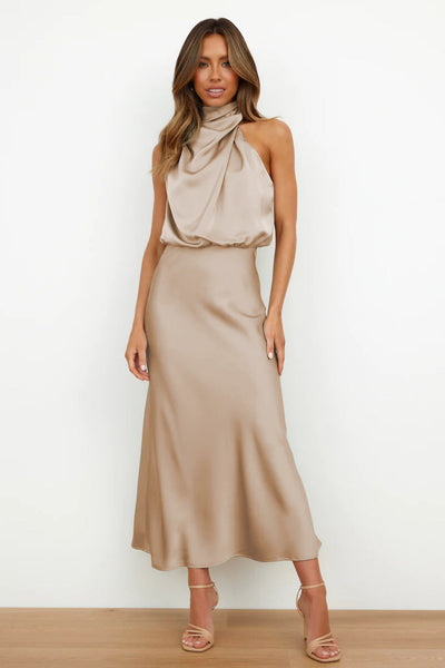 Eva - Long Dress with Halterneck
