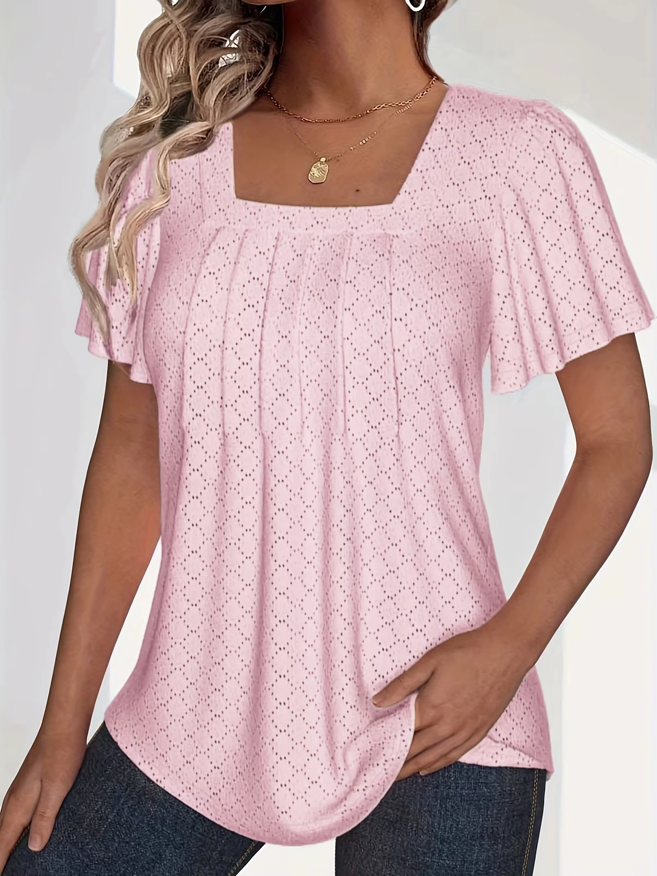 Mirelle – Blouse with Square Neckline and Texture