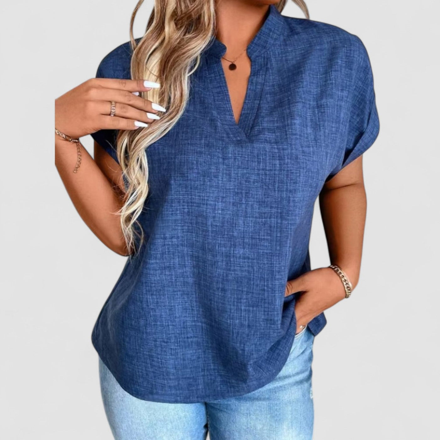 Elinor – Top with Soft Draping and Relaxed V-Neck