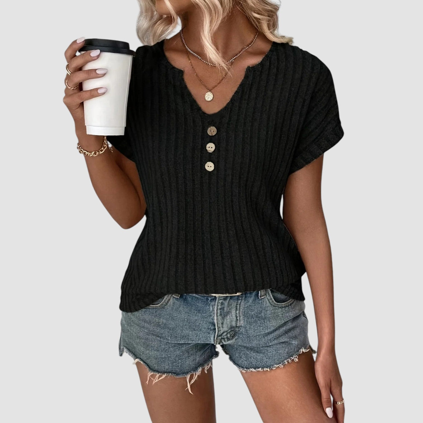Svala – Ribbed Top with Buttons