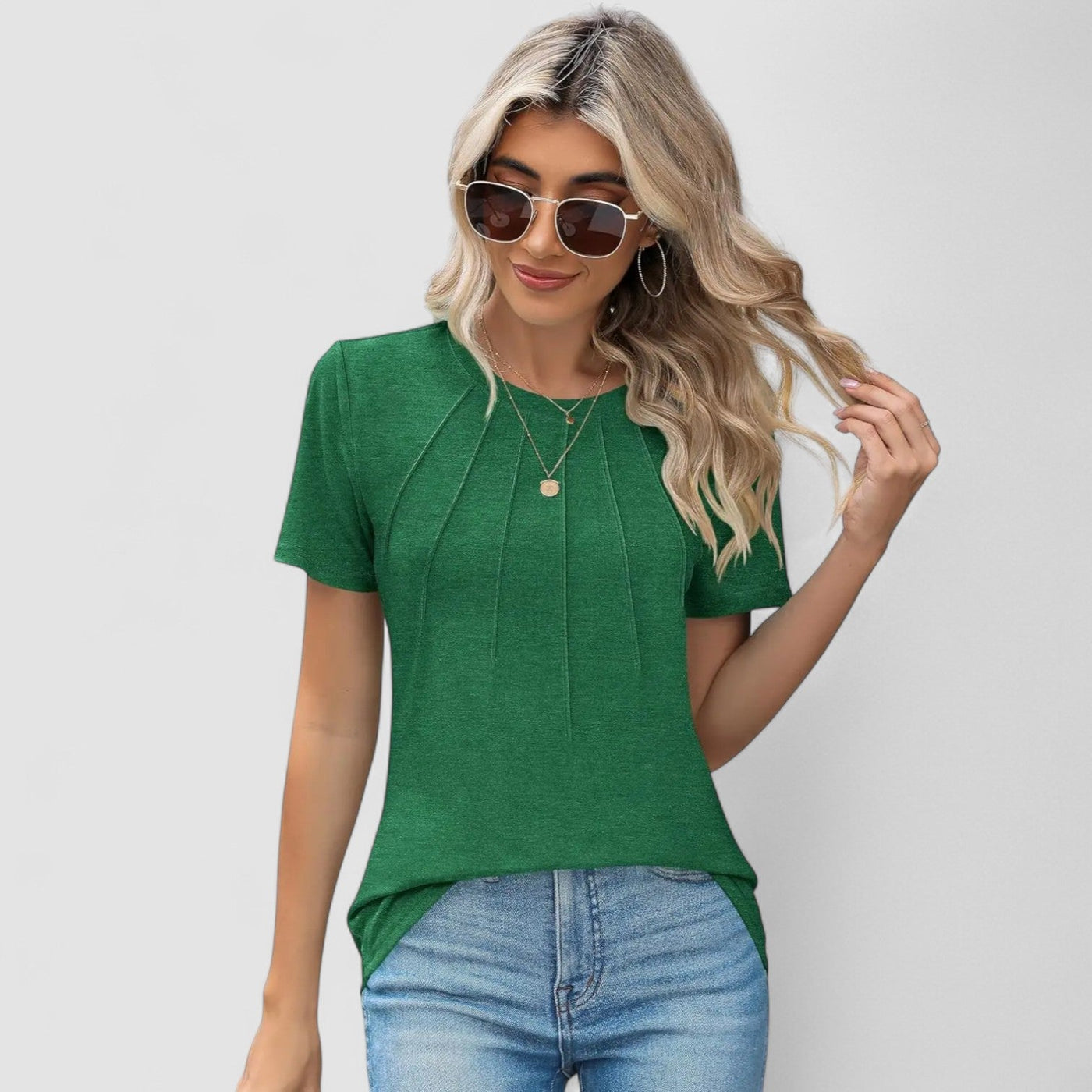 Noelie – Short-Sleeved Top with Seam Details