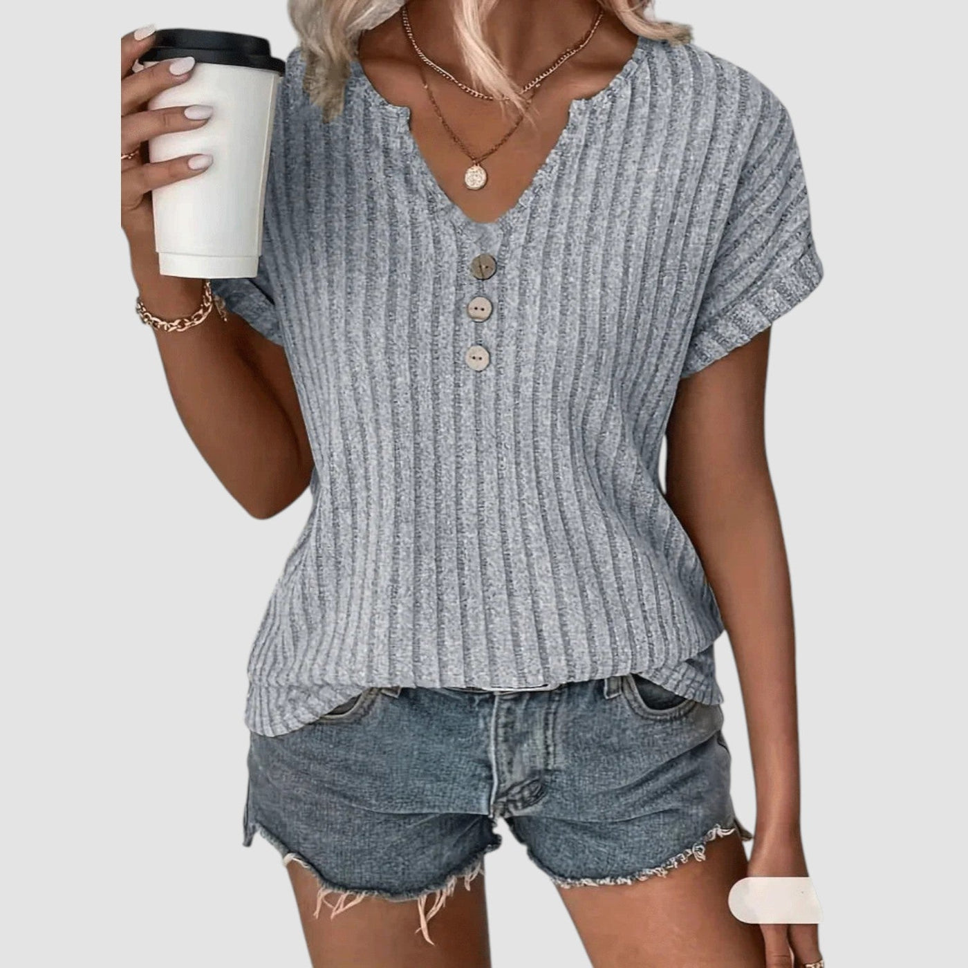 Svala – Ribbed Top with Buttons